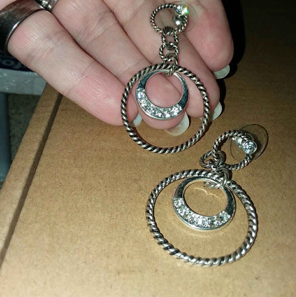 Earings
